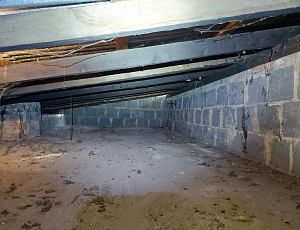 Zateplení stropu rodinného domu pomocí foukané izolace